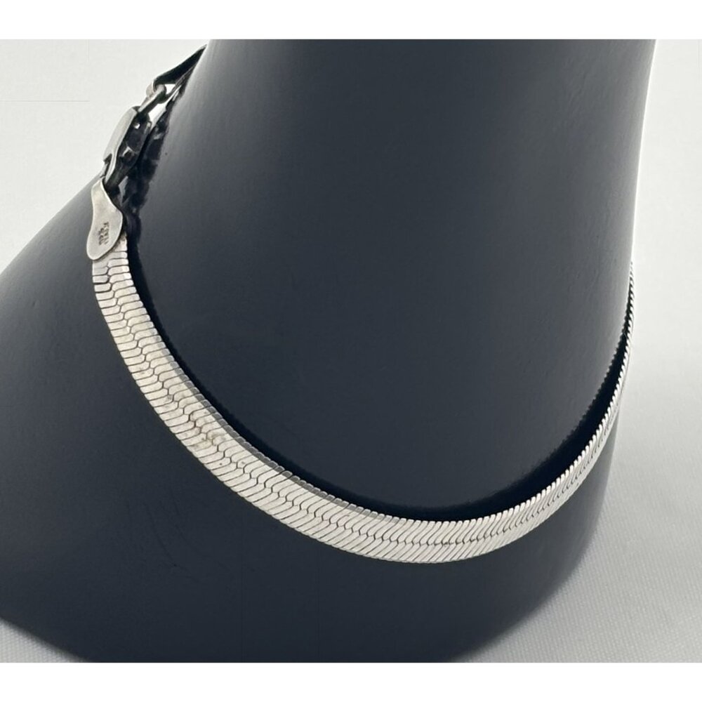 Vintage Sterling Silver Herringbone Bracelet Made in Italy With Maker's Hallmark - Picture 12 of 14